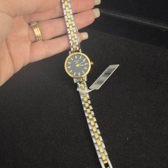 Invicta Angel I Women's Watch - 25mm, Gold, Steel w/Black Dial (69069) - NEW - Picture 3 of 8